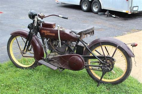 1921 Harley Davidson Model J Solo | Bike-urious