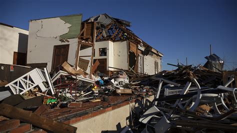 Before-and-after photos of Alabama tornado destruction | 13wmaz.com