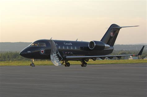 Canada's CC-144 Challenger : r/aviation