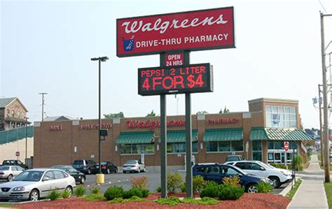 WALGREENS - Mark Construction