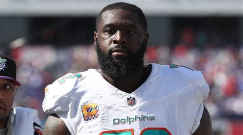 Dolphins: Terron Armstead Responds to 'Sloppy' Social Media Critique