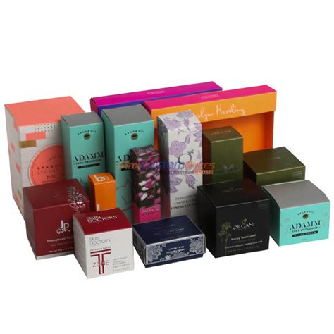 Custom Cosmetic Boxes Wholesale & Packaging – Flat 20% OFF