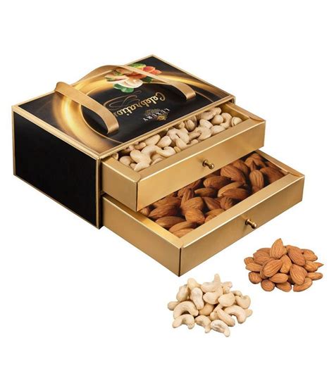 VSD Regular Mixed Nuts Gift Box ALMONDS AND CASHEWS 600 gm: Buy VSD Regular Mixed Nuts Gift Box ...