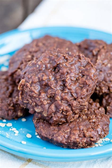 Chocolate No Bake Cookies with Peanut Butter | Easy Dessert Recipe