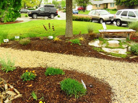 Using Mulch Landscaping Ideas