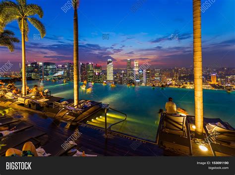 Pool On Roof Singapore Image & Photo (Free Trial) | Bigstock