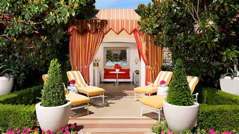 Las Vegas Pools, Cabanas & Daybeds | Wynn Las Vegas & Encore