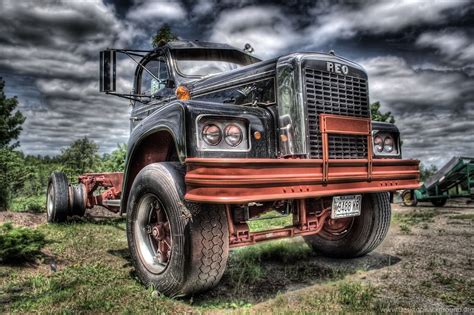 Lifted Trucks Wallpapers (35+ pictures) - WallpaperSet