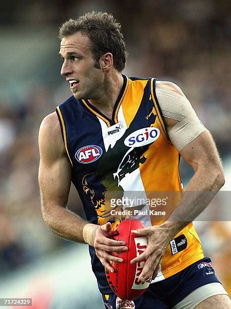 1,868 Chris Judd Afl Stock Photos, High-Res Pictures, and Images ...