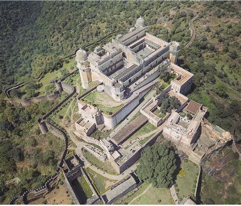 Kumbhalgarh Fort | Kumbhalgarh, India : r/castles