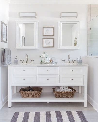 Double vanity design, porcelain ceramic bathroom undermoun… | Flickr