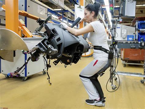 Noonee Chairless Exoskeleton Chair » Gadget Flow