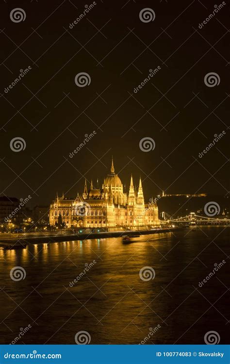 Hungarian Parliament Building by Night Stock Image - Image of dome ...