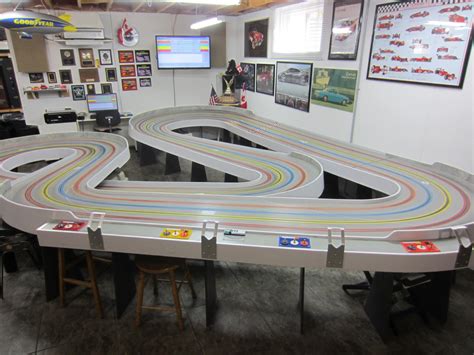 Wanted: Four-lane 1/24 commercial slot car track - Slot Car Tracks For ...