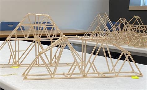 Sault College City of Sault Ste. Marie bridge buidling competition | Sault Star