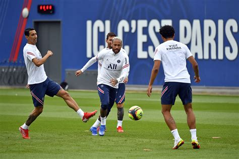 Lionel Messi | Paris Saint-Germain