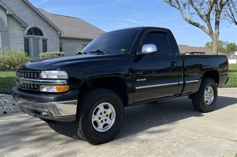 2001 Chevrolet Silverado 1500 LS Z71 4x4 for sale on BaT Auctions - closed on May 1, 2023 (Lot ...