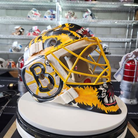 ⚡ FLASH SALE OF THE DAY: LINUS ULLMARK Signed Goalie Mask 2023 Winter – Goalie Mask Collector