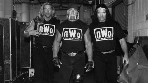 Hulk Hogan’s Legendary NWO Teammate Being on Life Support Stuns WWE ...