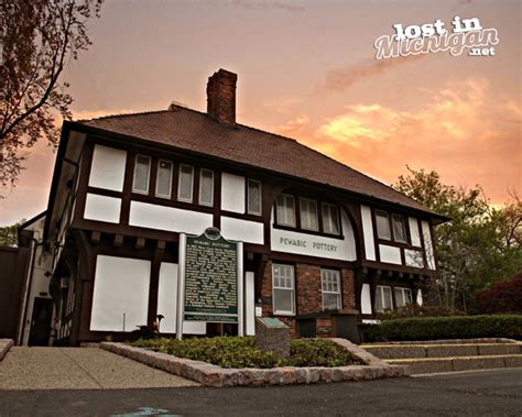 Pewabic Pottery in Detroit - Michigan Historical Marker - Lost In Michigan