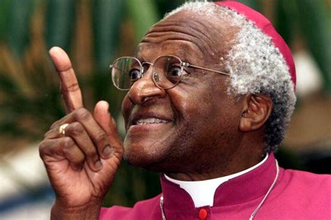 Anti-apartheid hero Desmond Tutu dies aged 90