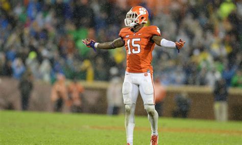 Clemson football: Former Tiger joins the Clemson coaching staff