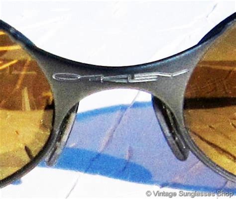 Vintage Oakley Sunglasses For Men and Women - Page 6