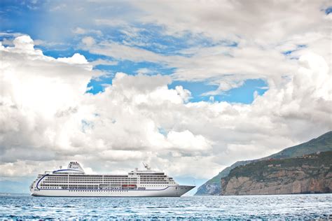 Regent Seven Seas Cruises reveals recording-breaking 2023 world cruise ...