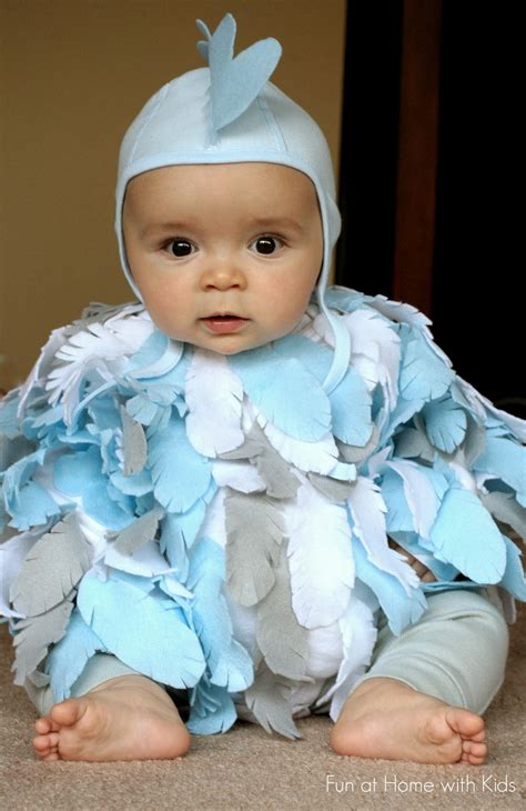DIY No Sew Baby Chicken Halloween Costume