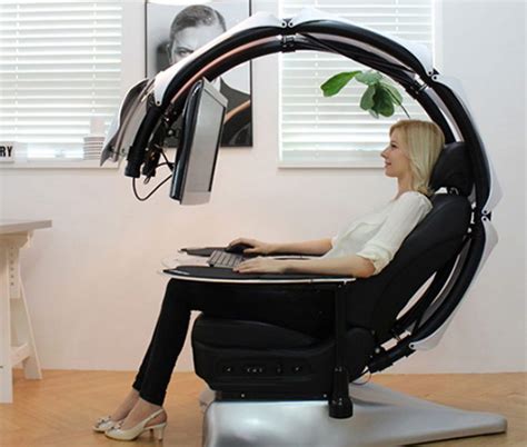 The Droian Ergonomic Computer Workstation is a dream for anyone who ...