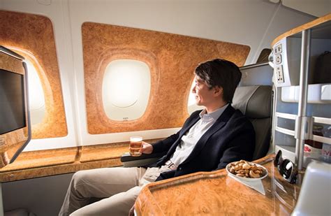 New Business Class Seats on Emirates' Boeing 777X - SamChui.com