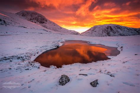 Sunset below Great Gable The Lake District UK (OC) (2048x1367) By Harry Baker Photographyhttps ...