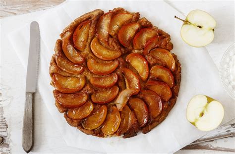 🏅 Tarte facile aux pommes et à la tatin Notre recette de tarte aux ...