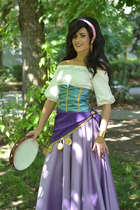 Esmeralda cosplay by Elena89Hikari on DeviantArt