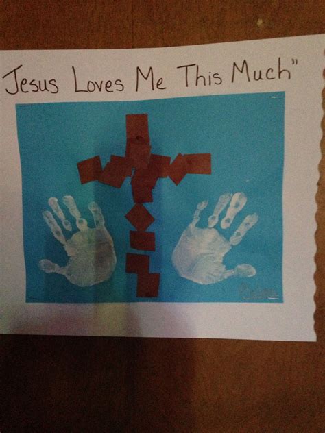 Cross and handprints for Easter #Easter #CrossCraft #ChildrensChurch #HandprintArt | Sunday ...