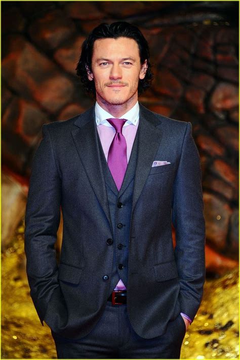 Luke Evans : 'Hobbit' Berlin Premiere! | Luke evans, Luke, Sharp ...