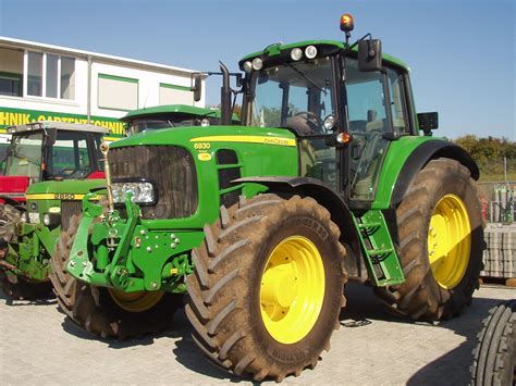 Bestand:John Deere 6930 Premium.jpg - Wikipedia