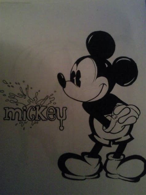 Mickey Mouse by Drippy-95 on DeviantArt