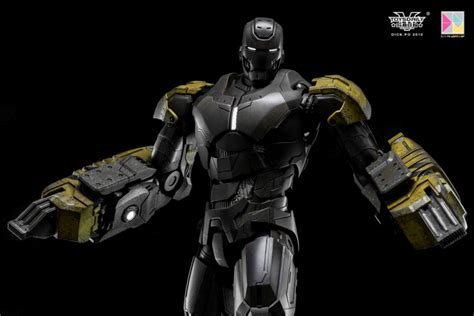 Image - Hot-Toys-Striker-Iron-Man-Mark-25-Sixth-Scale-Figure-Iron-Man-3 ...