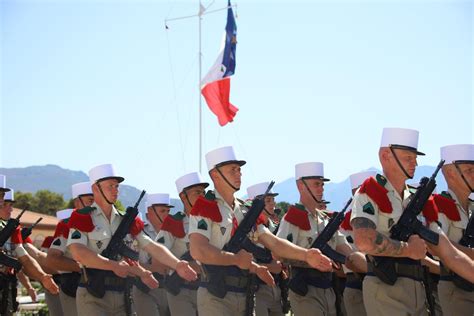 Legionnaires of the 2nd Foreign Parachute Regiment (2eREP) of the ...