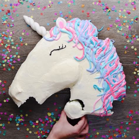 Unicorn Pull-Apart Cupcakes Cake Recipe | So Yummy