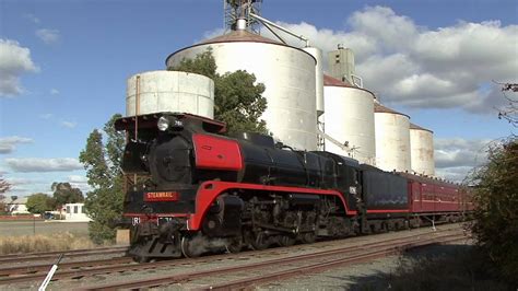 Australian Steam Trains: R761 departs Victoria for Barnes - YouTube