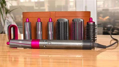 The Dyson Airwrap Vacuums Your Hair Into Curls | Gizmodo UK