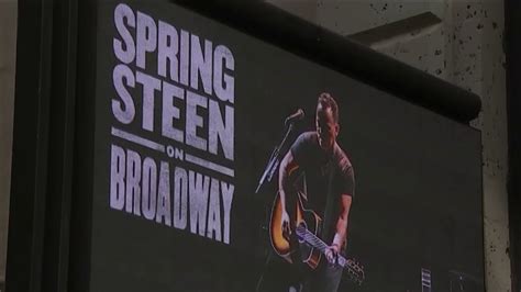 Bruce Springsteen Returns to Broadway for First Show Since Pandemic – NBC New York