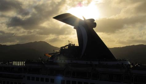 Carnival Cruise Line Clarifies Scattering Ceremony at Sea