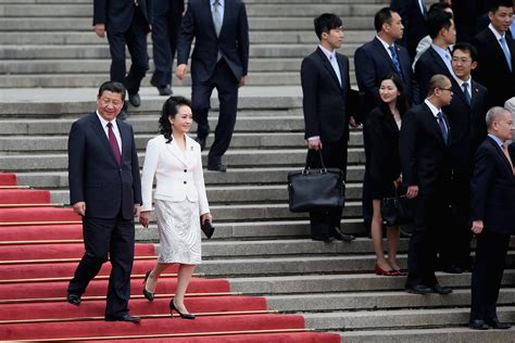 First Lady of China Peng Liyuan Style | POPSUGAR Fashion