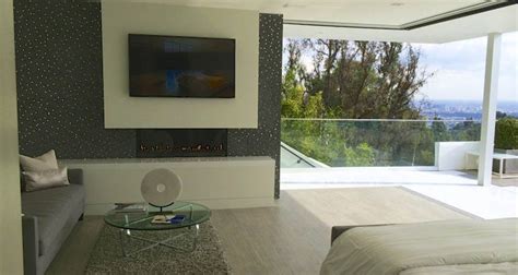 Glass Balcony Los Angeles, Glass Balcony Installation in Los Angeles