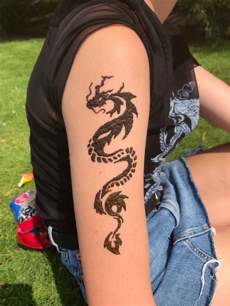 fierce dragon tattoo / henna design | Henna style tattoos, Dragon ...