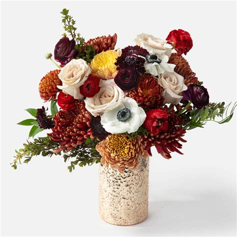 12 Best Flower Subscription Boxes for Gifting & The Home - Petal Republic