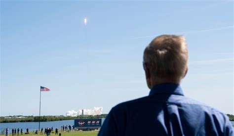 Hawthorne-based SpaceX launches first private mission to International ...